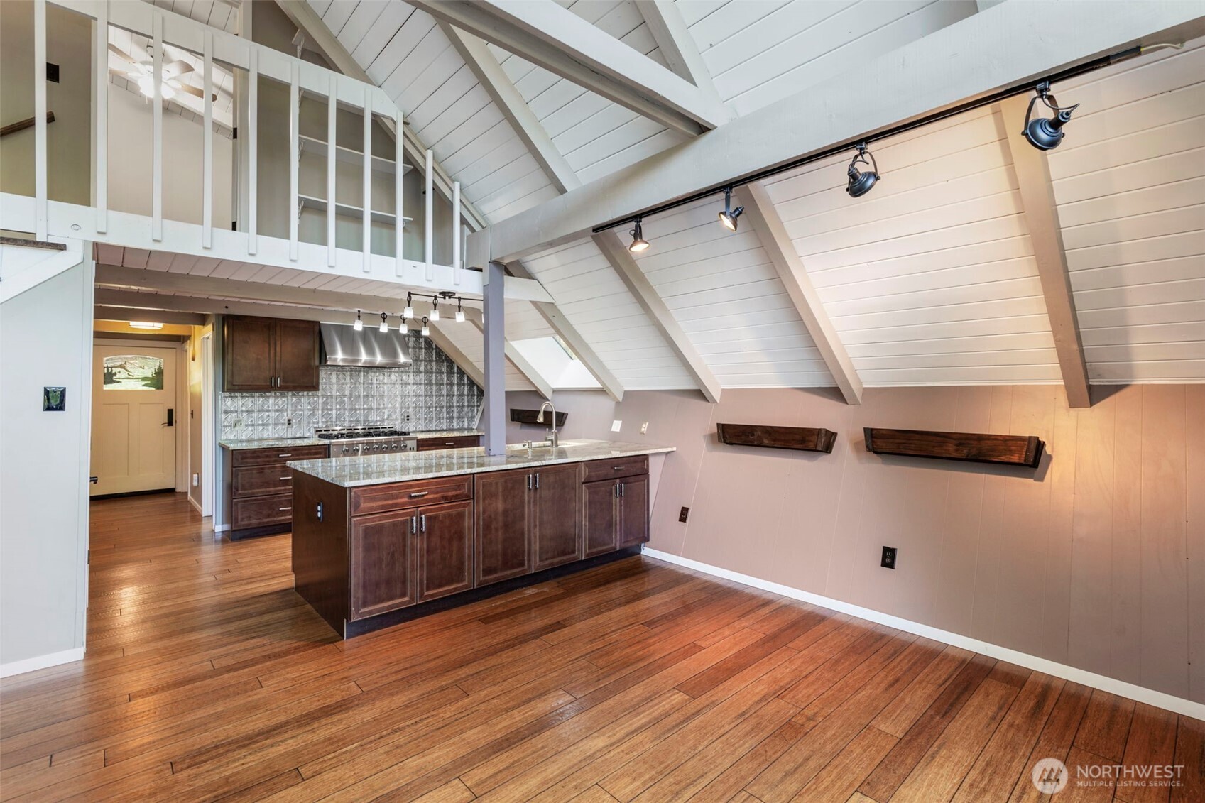 12995 Lake Shore Drive NW, Poulsbo, WA 98370