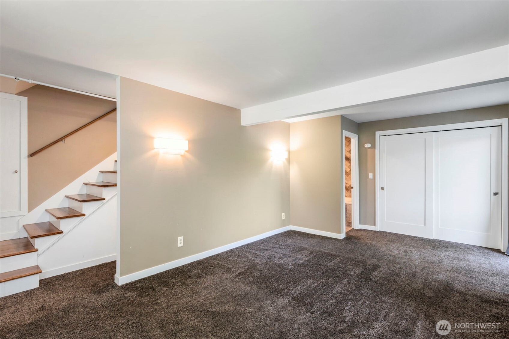 12995 Lake Shore Drive NW, Poulsbo, WA 98370