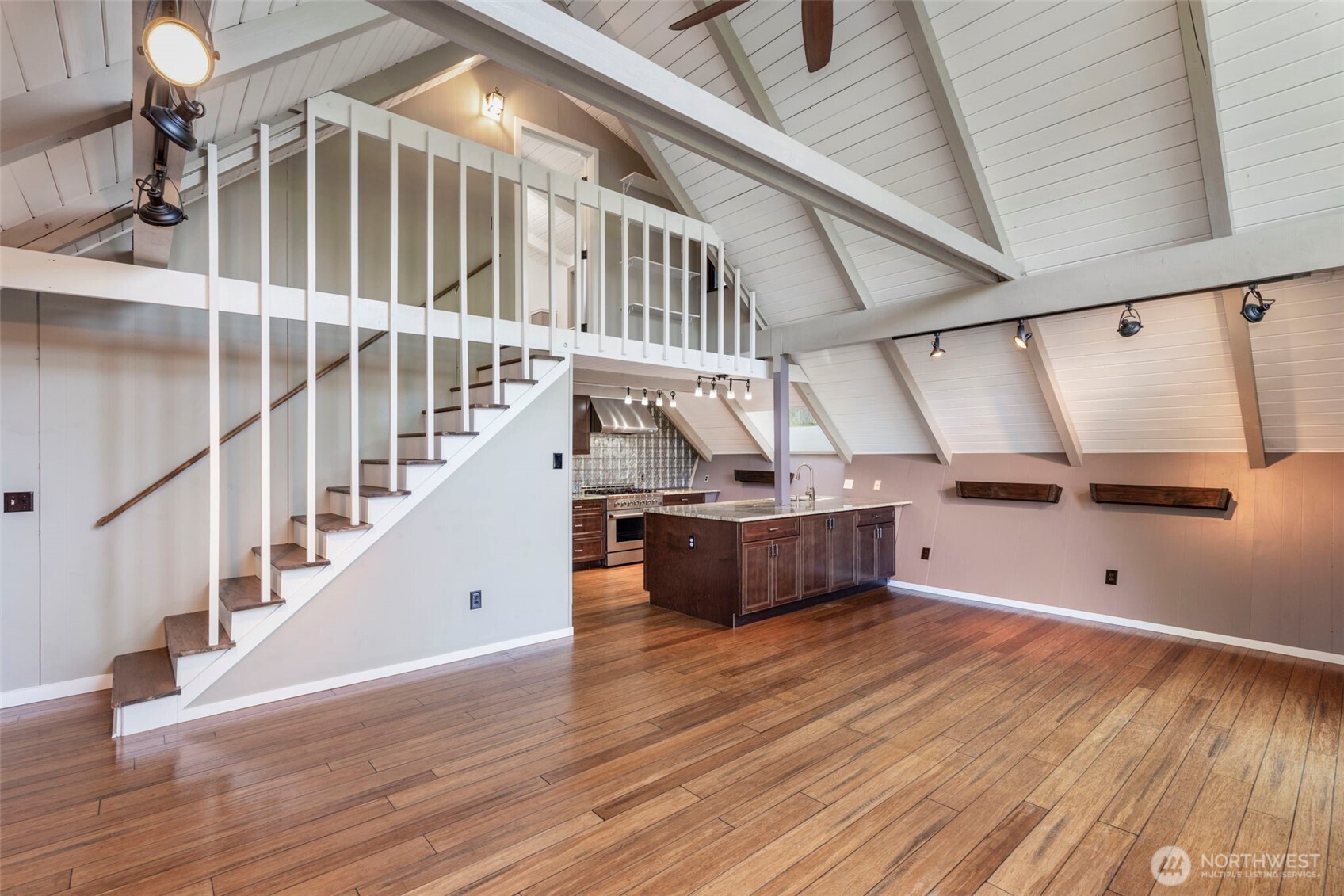 12995 Lake Shore Drive NW, Poulsbo, WA 98370