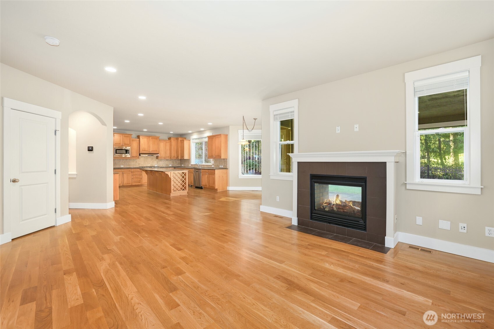 3907 Cameron Drive NE, Lacey, WA 98516