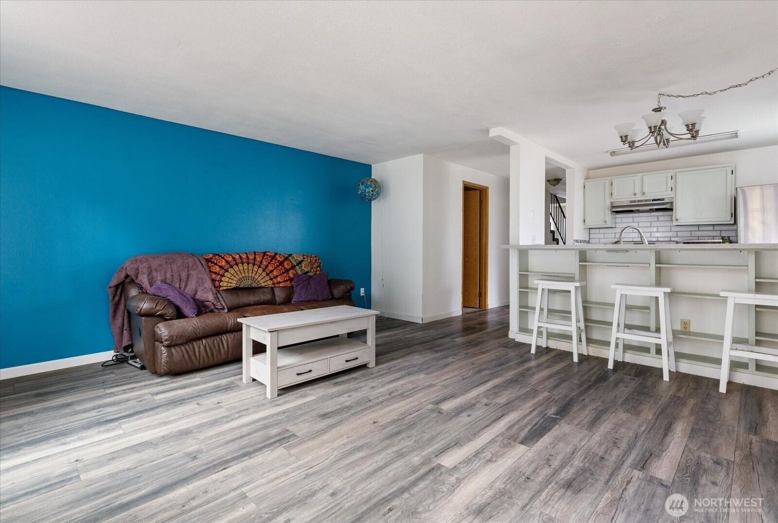 690 NW Atalanta Way #B1, Oak Harbor, WA 98277