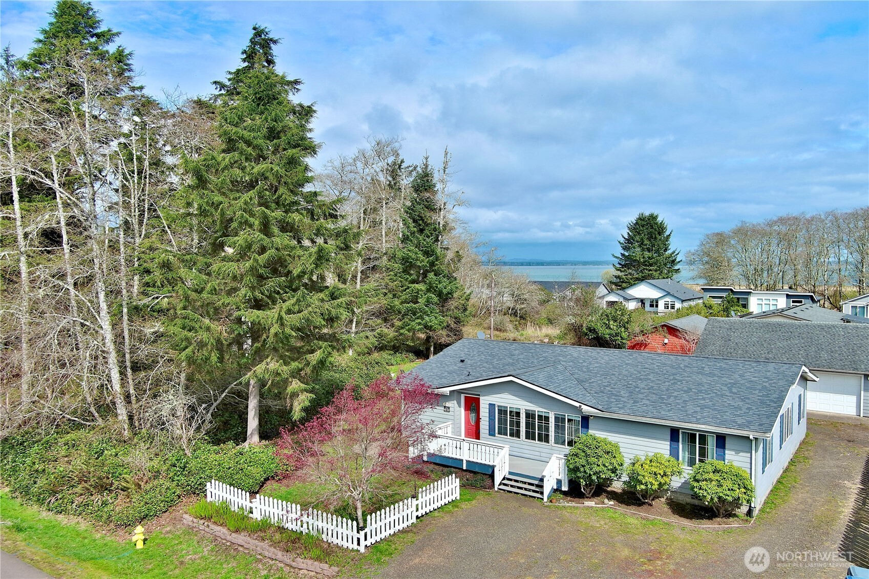 620 Chenois Avenue NE, Ocean Shores, WA 98569