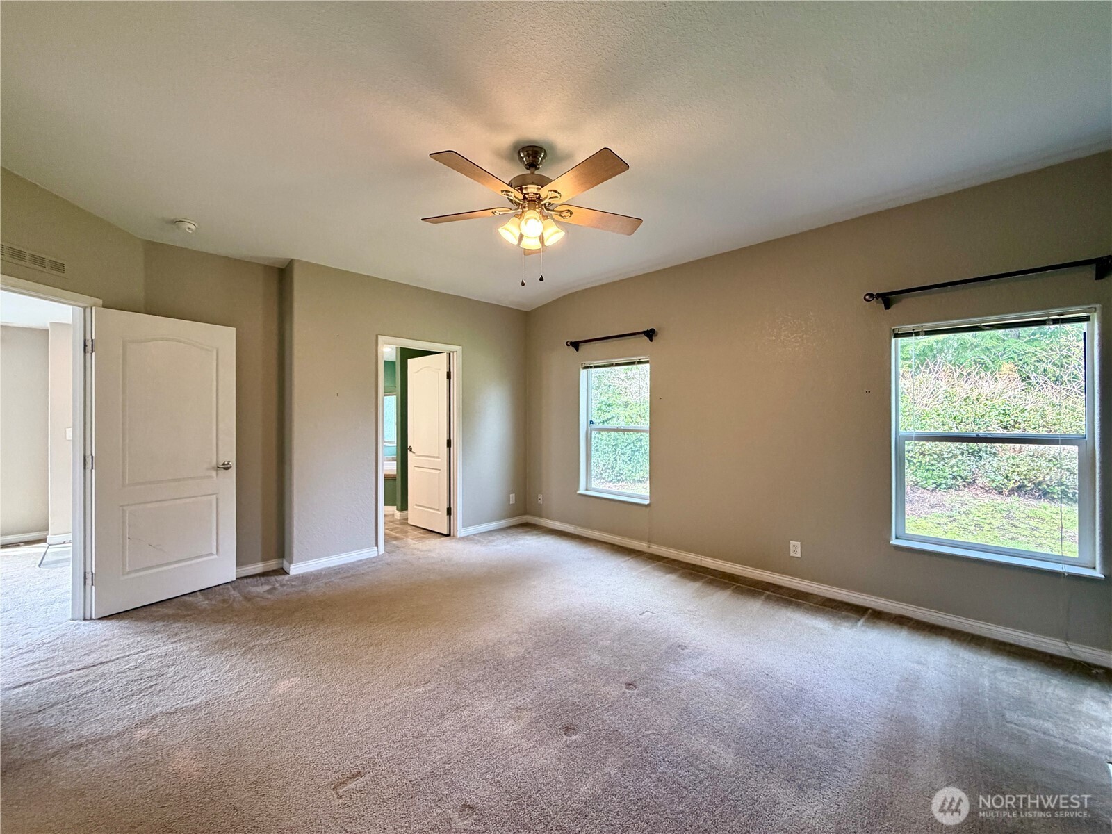 620 Chenois Avenue NE, Ocean Shores, WA 98569