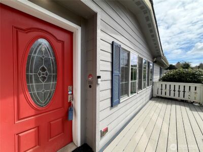 620 Chenois Avenue NE, Ocean Shores, WA 98569 - Photo 2