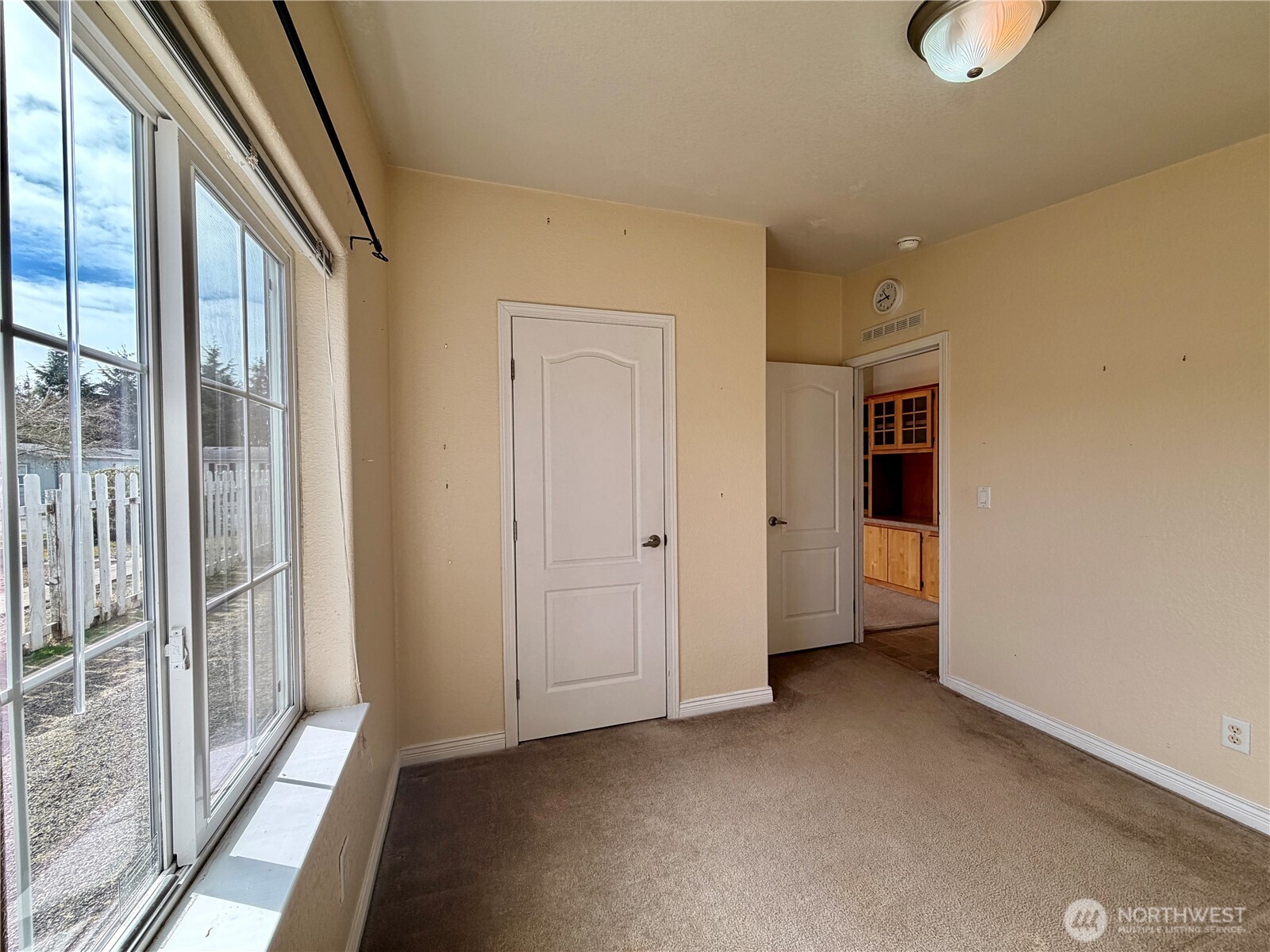 620 Chenois Avenue NE, Ocean Shores, WA 98569