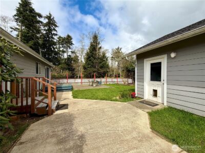 620 Chenois Avenue NE, Ocean Shores, WA 98569 - Photo 29