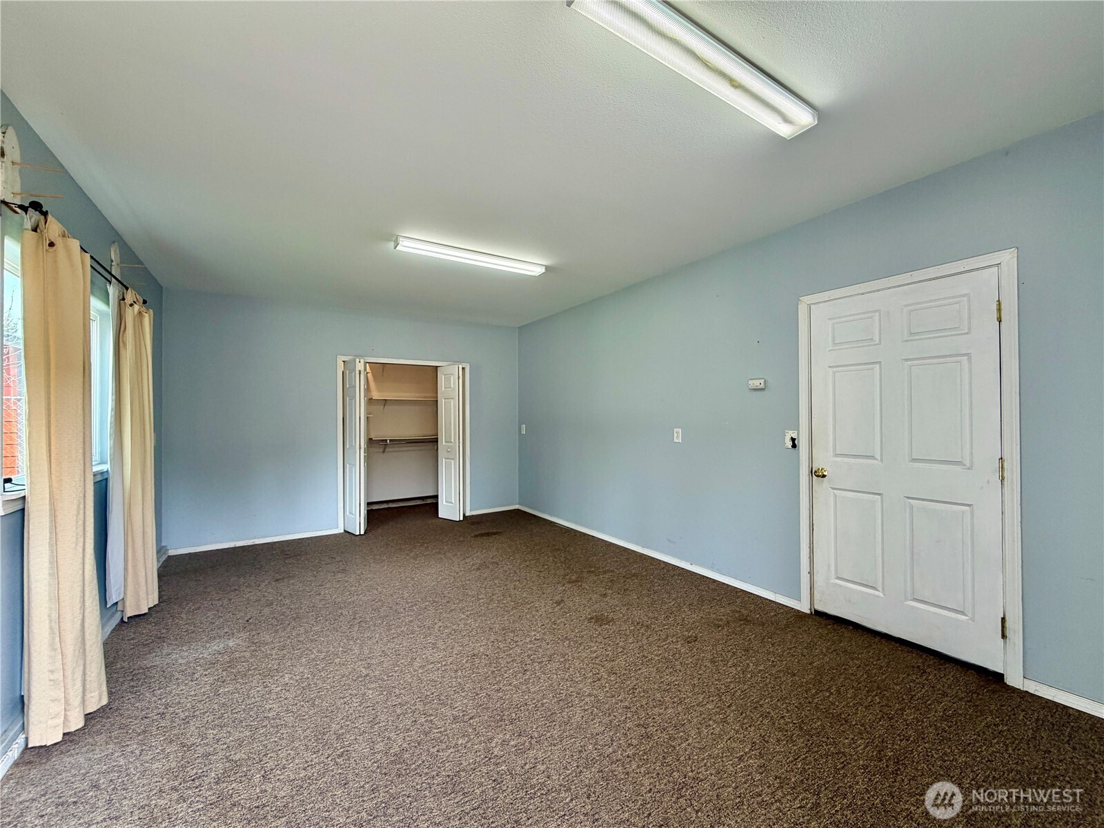 620 Chenois Avenue NE, Ocean Shores, WA 98569