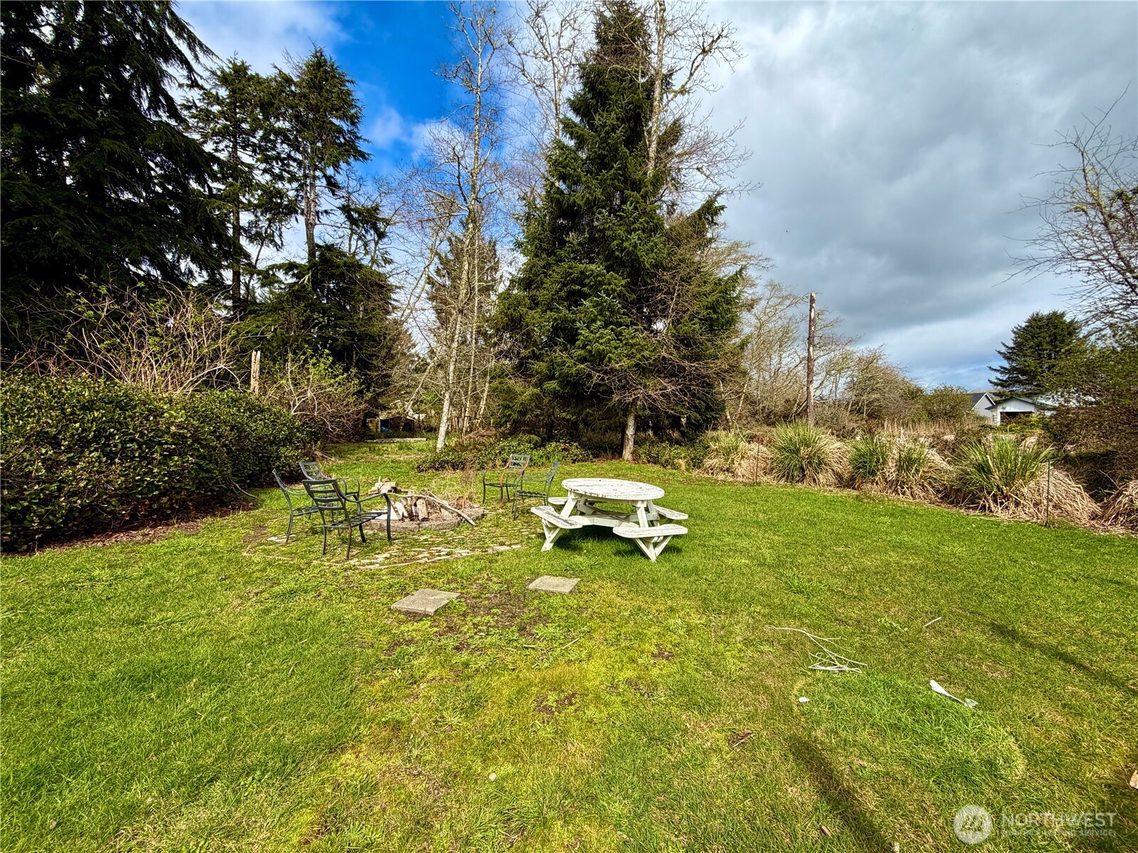 620 Chenois Avenue NE, Ocean Shores, WA 98569