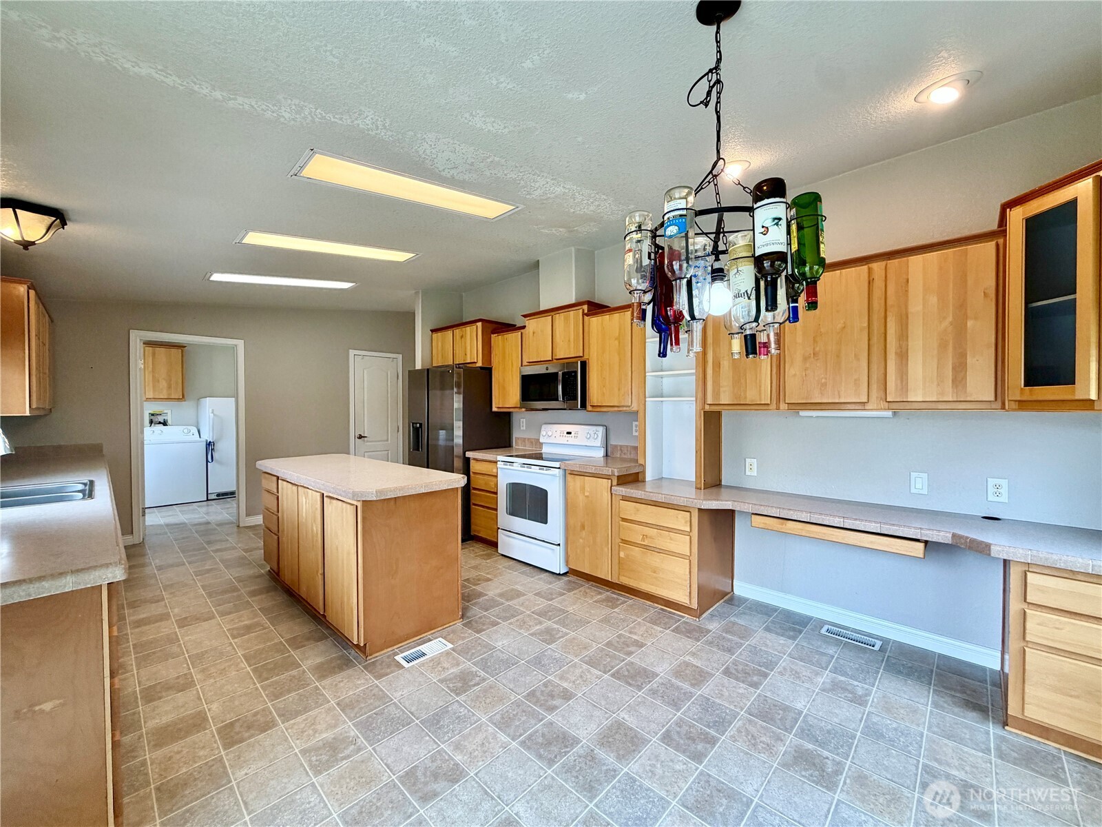 620 Chenois Avenue NE, Ocean Shores, WA 98569