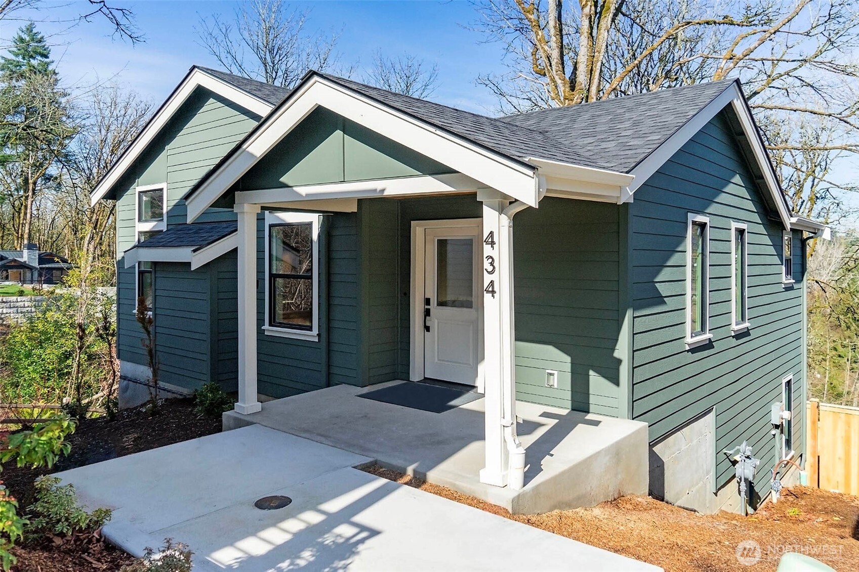 434 20th Ave , Kirkland, WA 98033