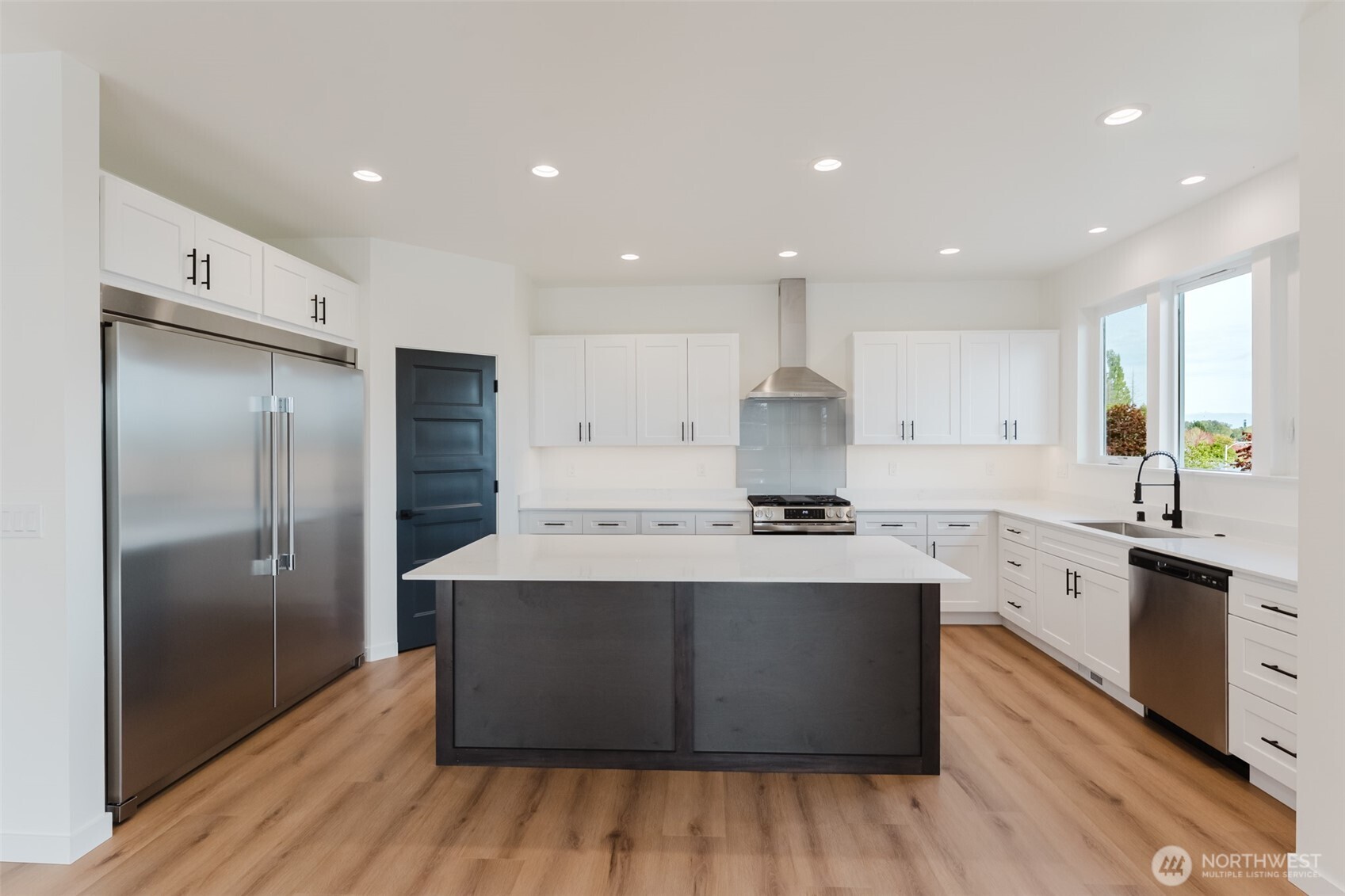2273 Douglas Road , Ferndale, WA 98248