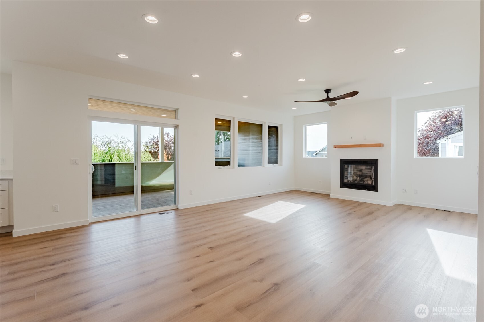 2273 Douglas Road , Ferndale, WA 98248