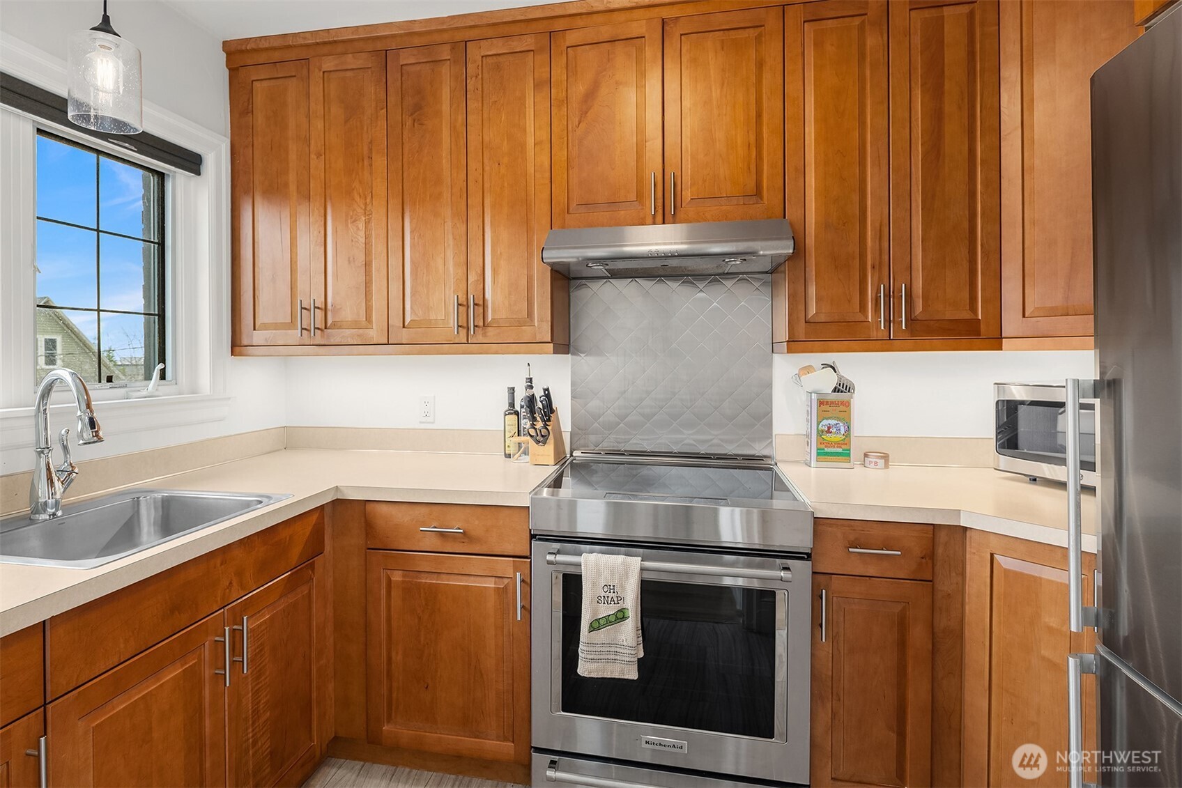 1101 17th Avenue #303, Seattle, WA 98122