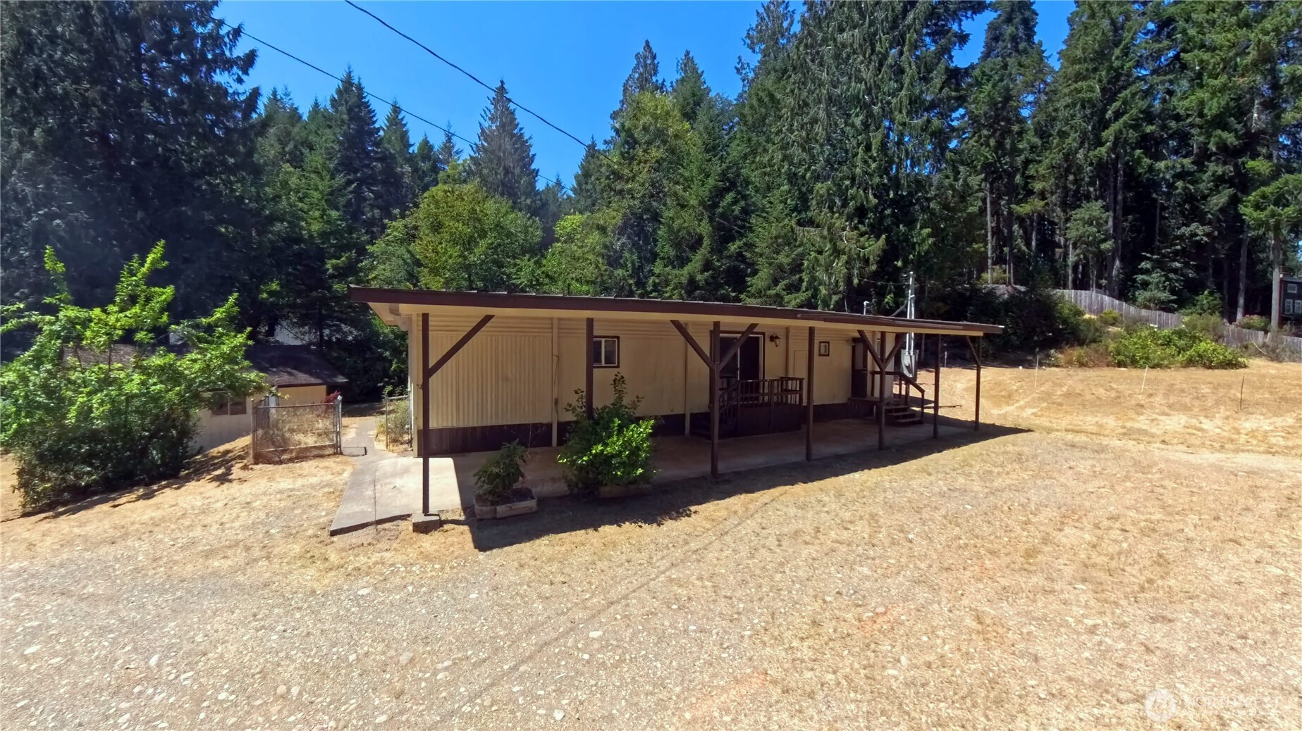 650 N Lake Cushman Road , Hoodsport, WA 98548