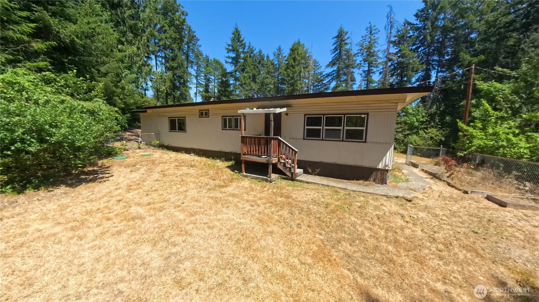 650 N Lake Cushman Road , Hoodsport, WA 98548