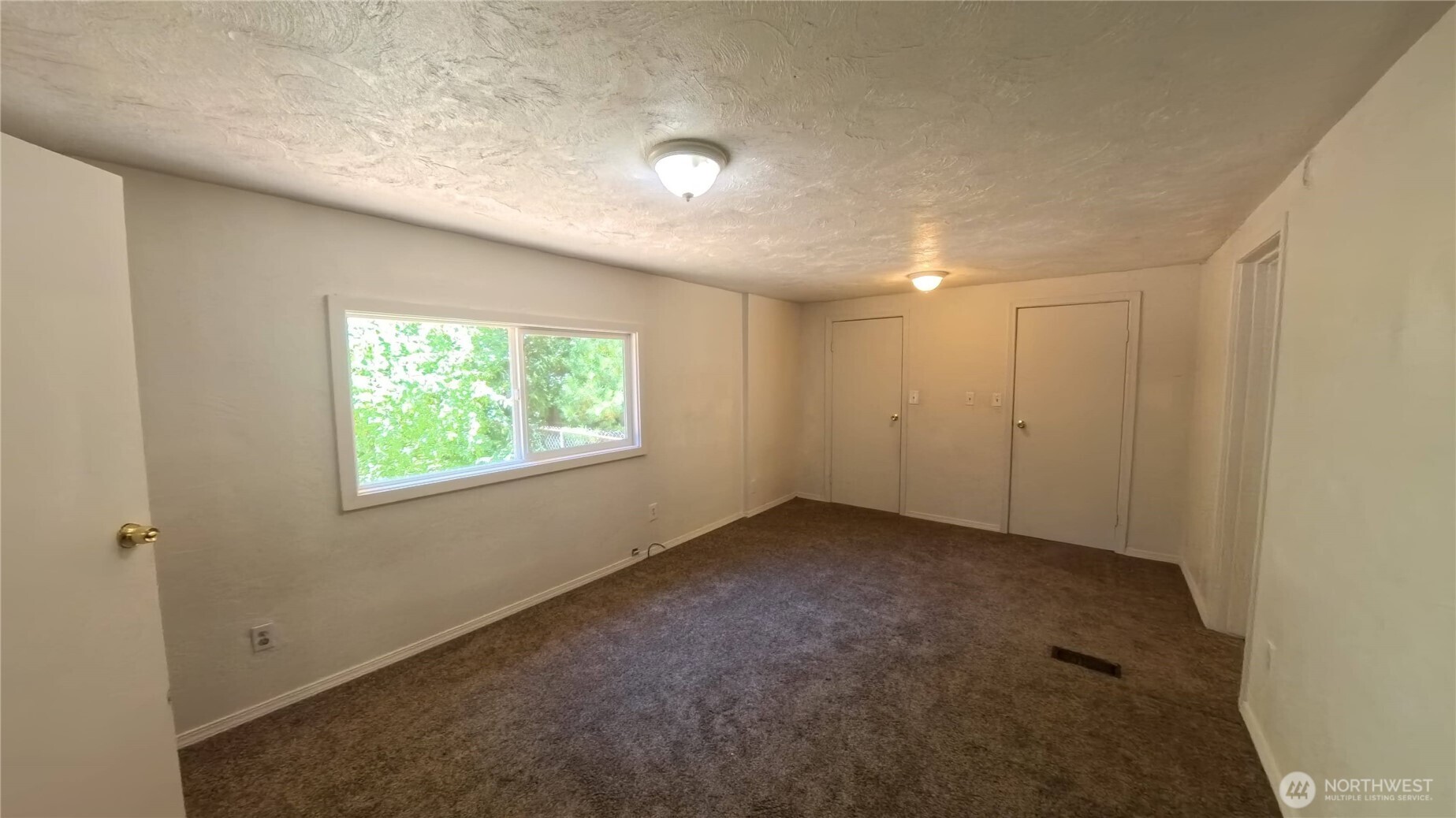 650 N Lake Cushman Road , Hoodsport, WA 98548