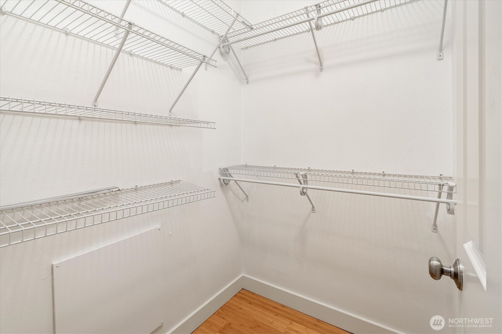 12712 Admiralty Way #E203, Everett, WA 98204