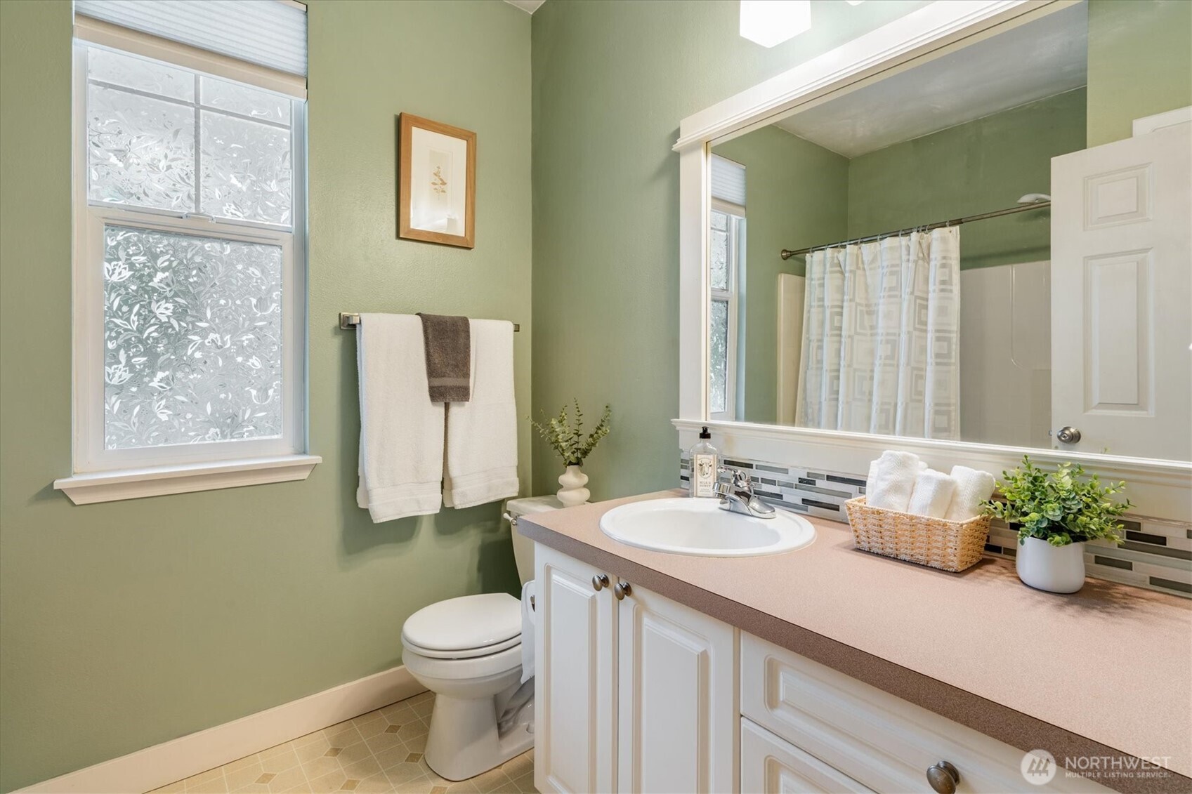 12712 Admiralty Way #E203, Everett, WA 98204