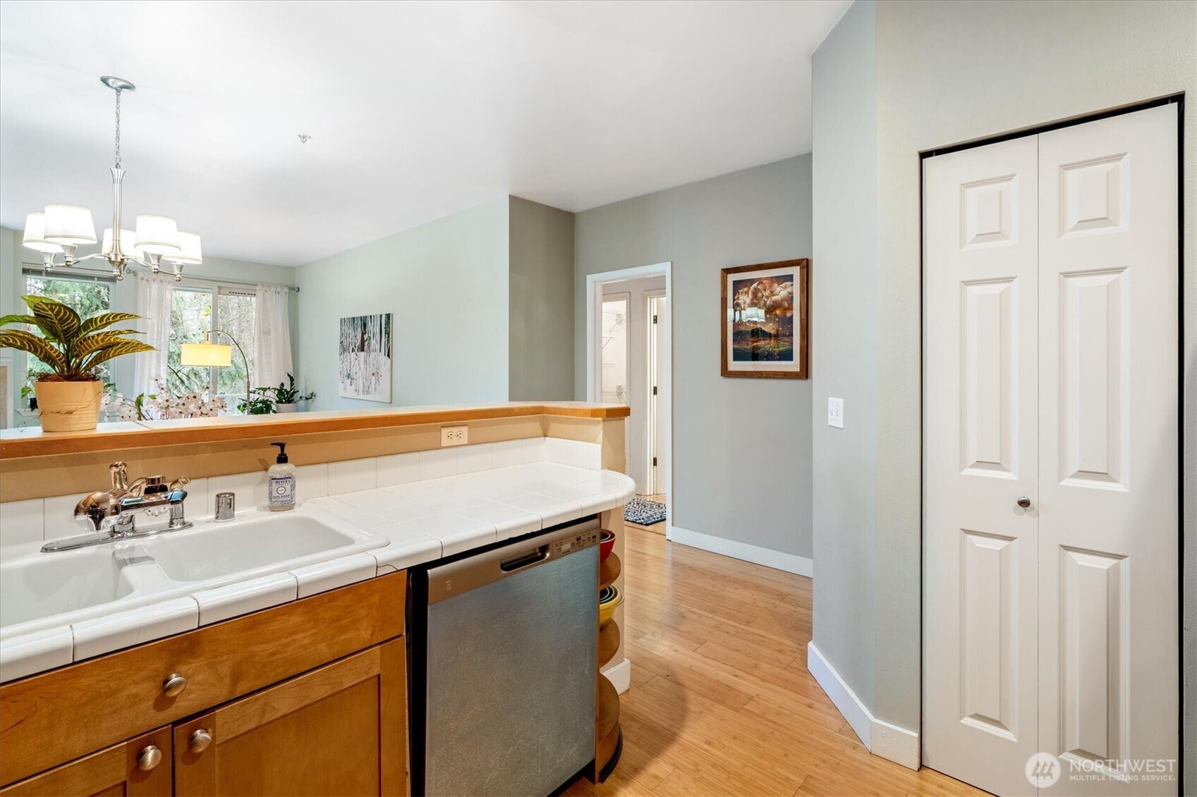 12712 Admiralty Way #E203, Everett, WA 98204