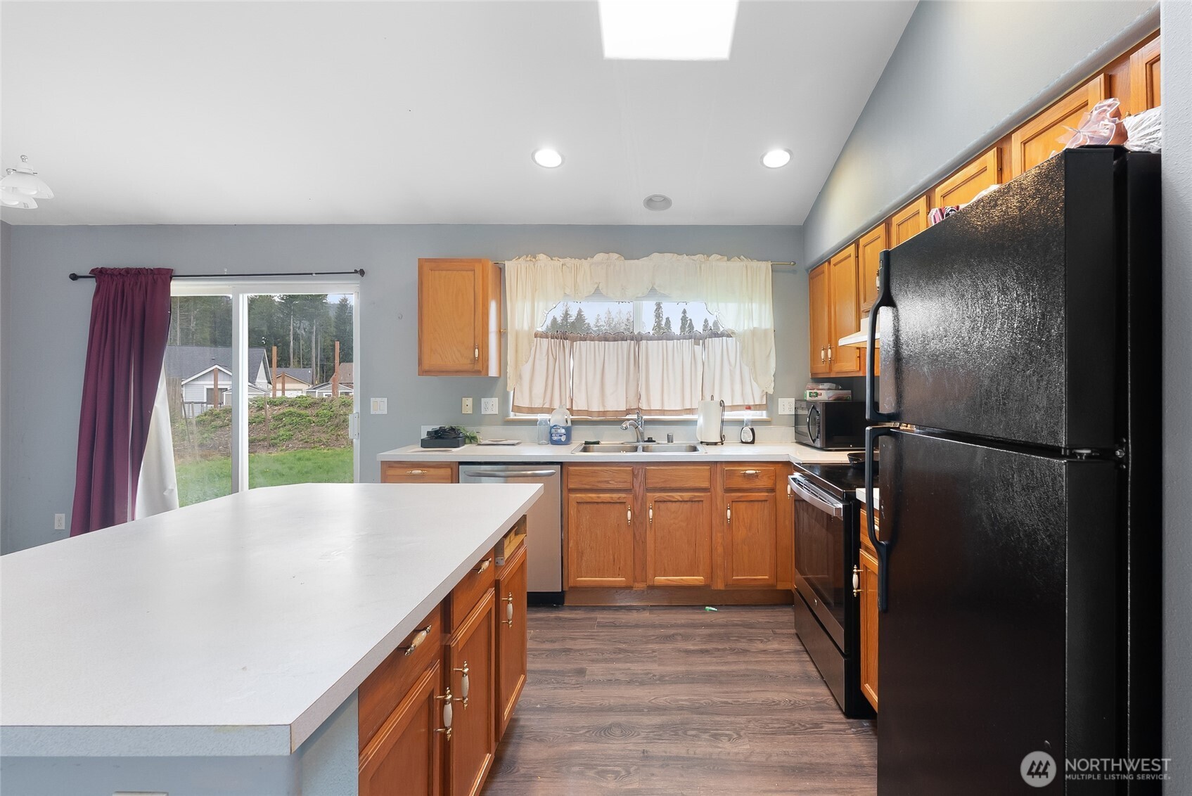 2951 Green Valley Drive , Maple Falls, WA 98266