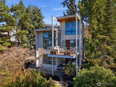 8718 43rd Place SW, Seattle, WA 98136 - Photo 1