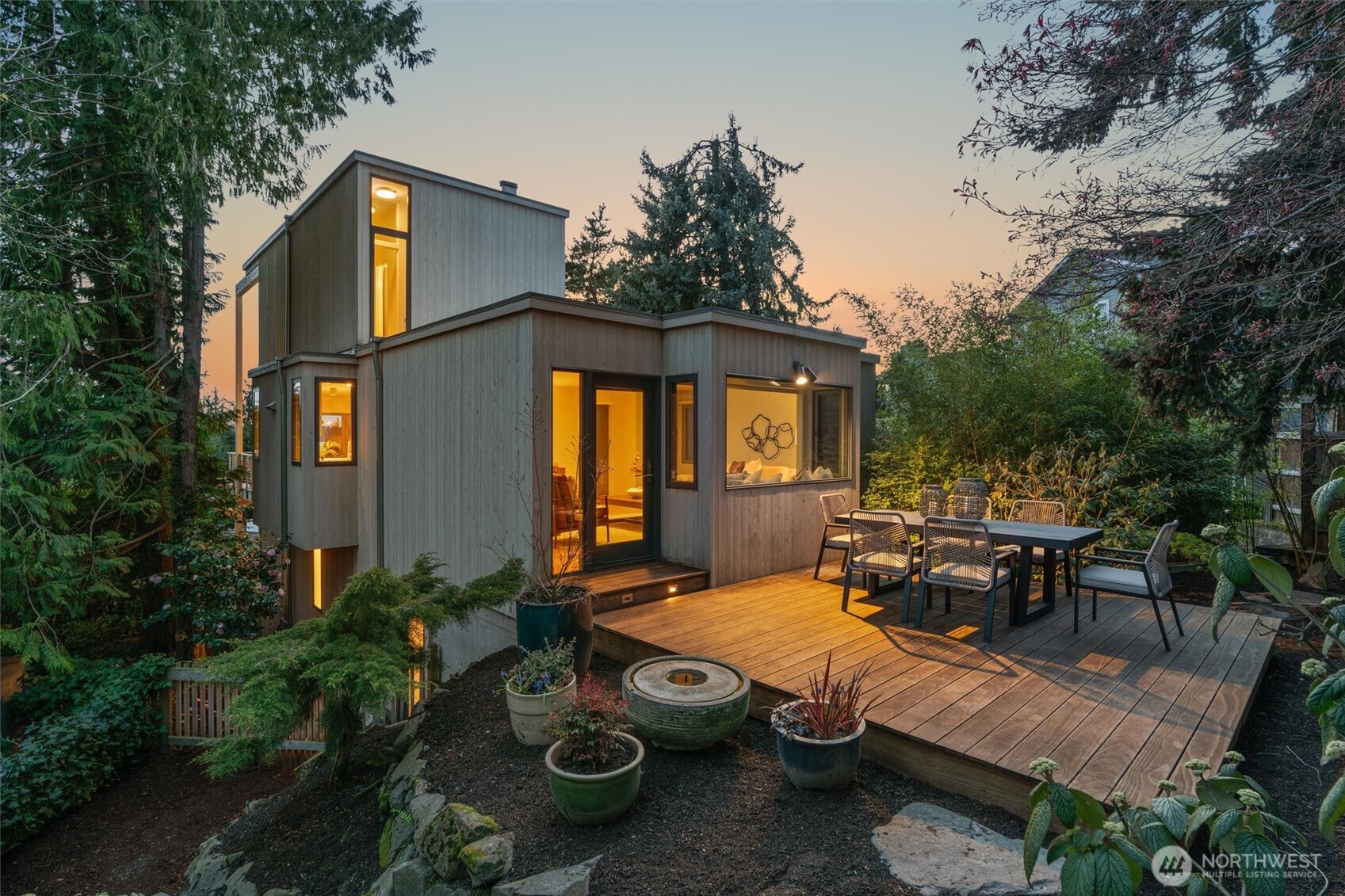 8718 43rd Place SW, Seattle, WA 98136