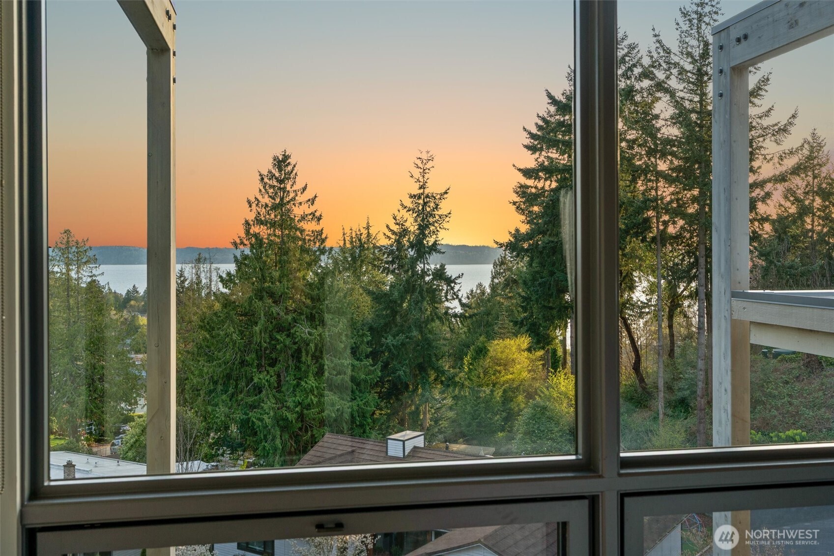 8718 43rd Place SW, Seattle, WA 98136