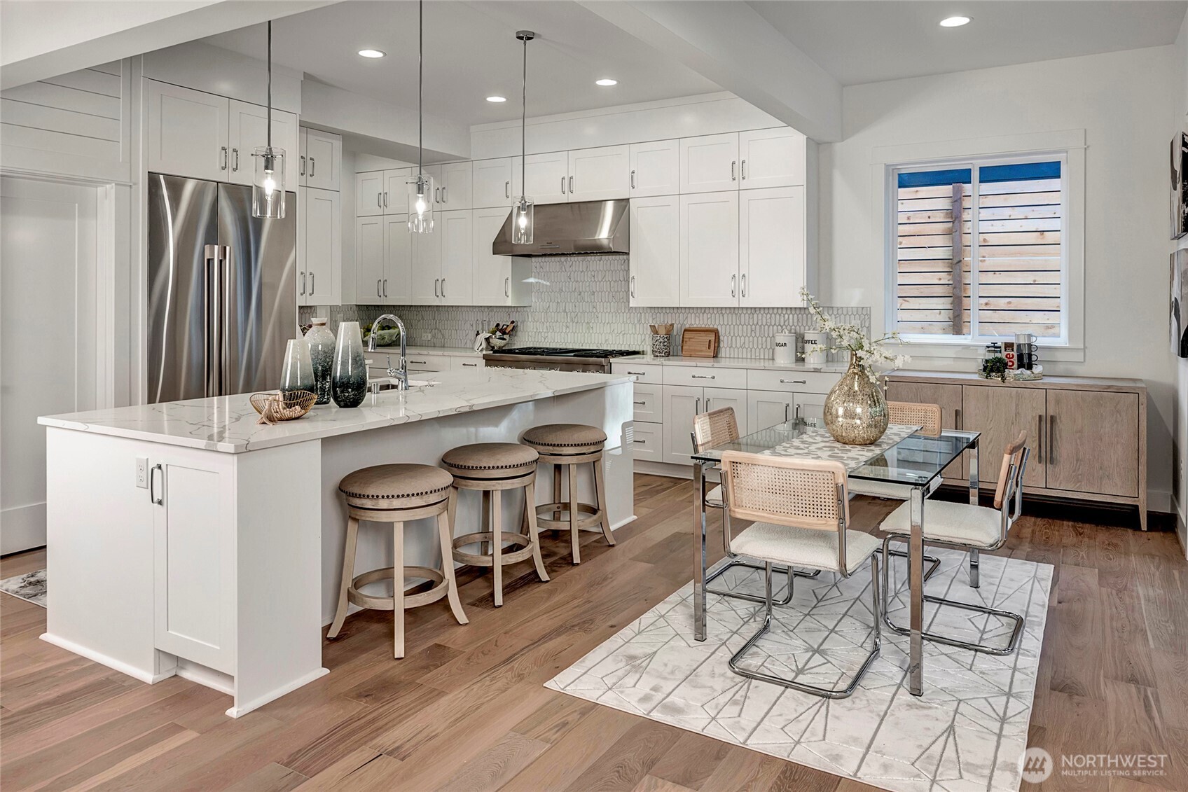 15033 SE 44th Street , Bellevue, WA 98006