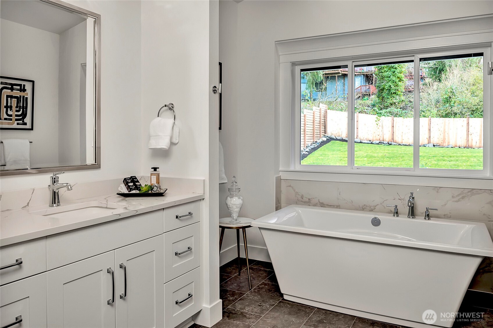 15033 SE 44th Street , Bellevue, WA 98006