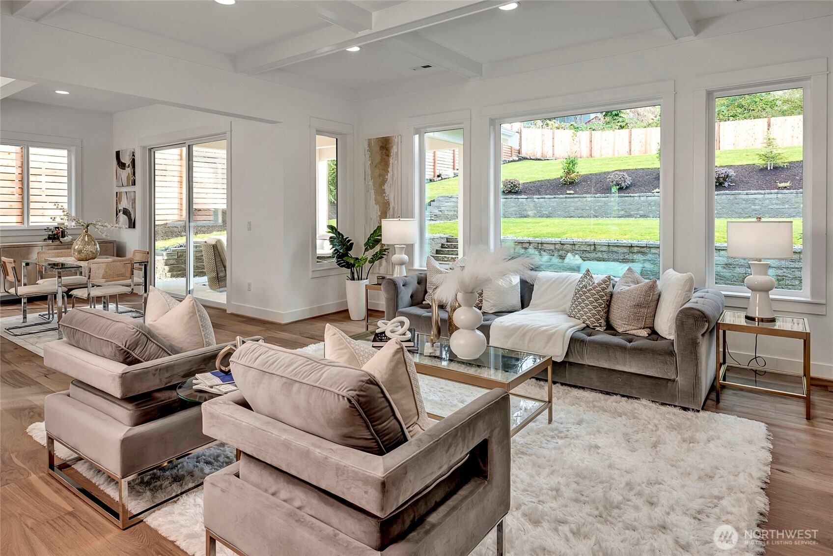 15033 SE 44th Street , Bellevue, WA 98006