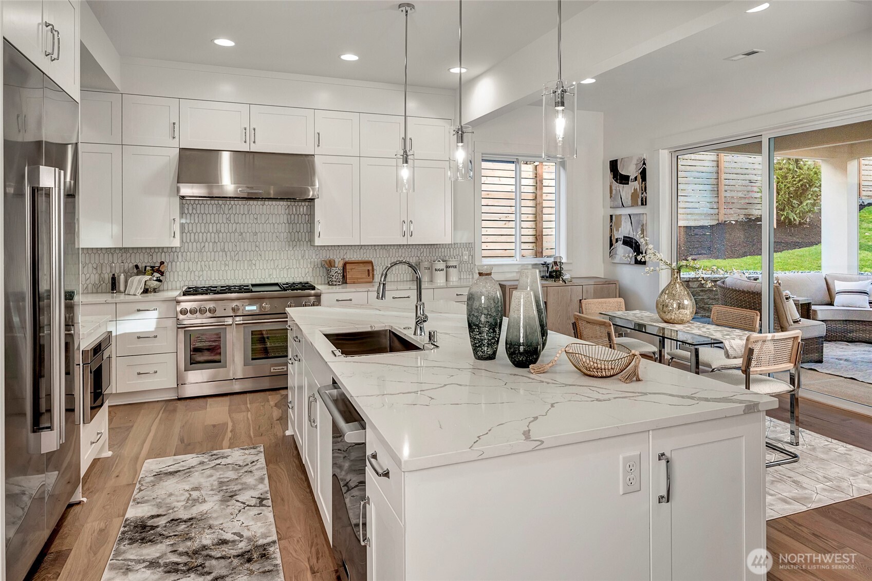 15033 SE 44th Street , Bellevue, WA 98006