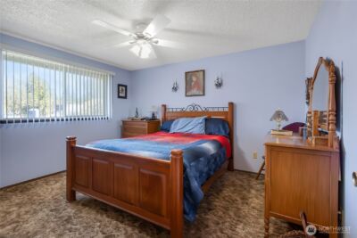 922 140th St E, Tacoma, WA 98445 - Photo 15