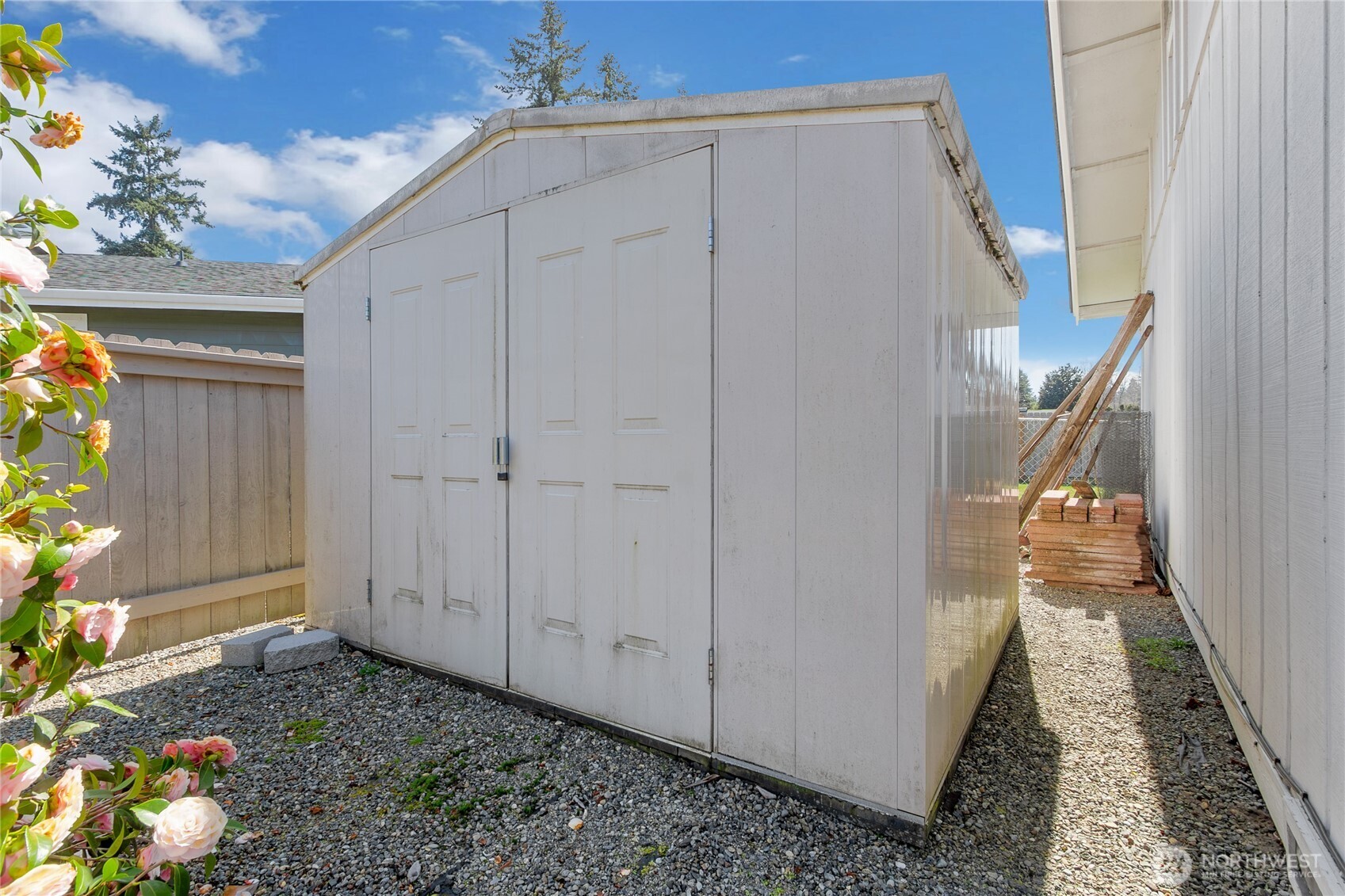 922 140th St E, Tacoma, WA 98445