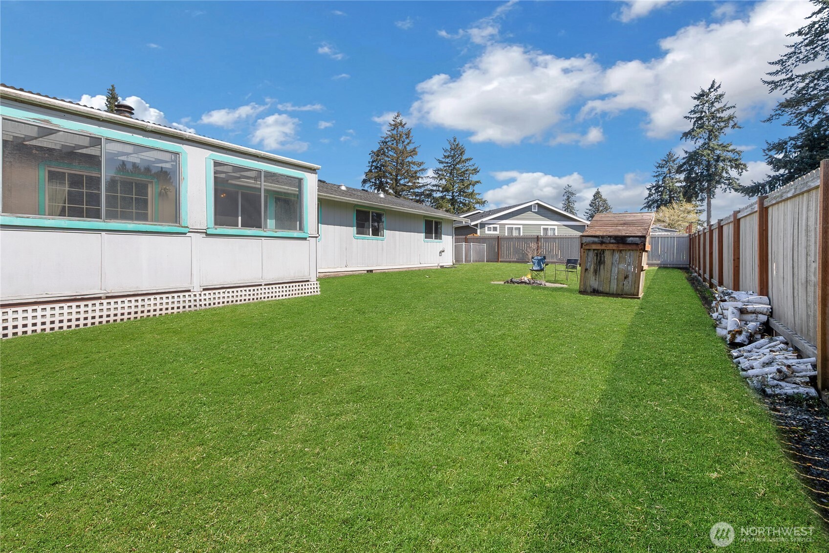 922 140th St E, Tacoma, WA 98445