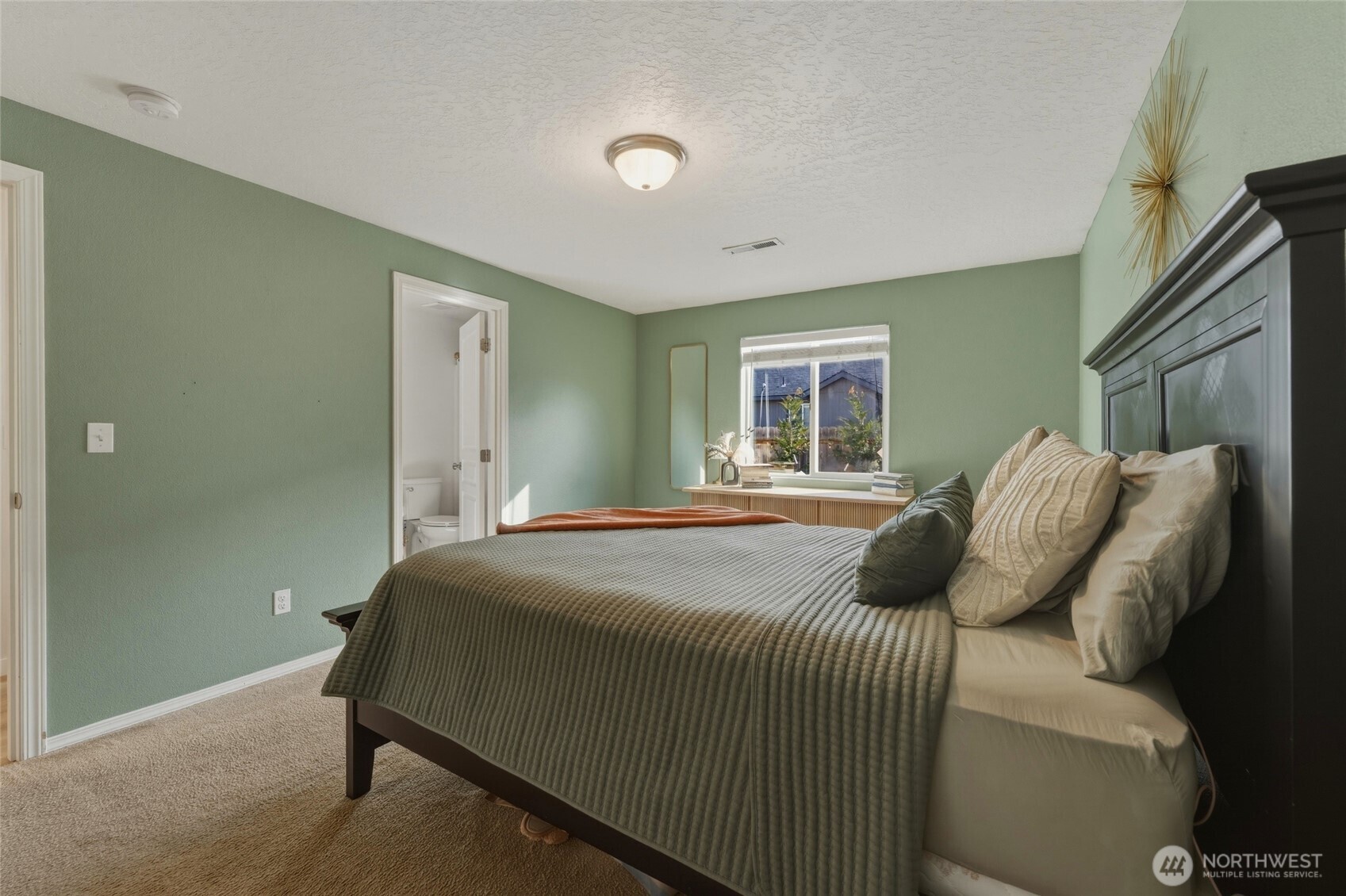 1203 SW Carver Street , College Place, WA 99324