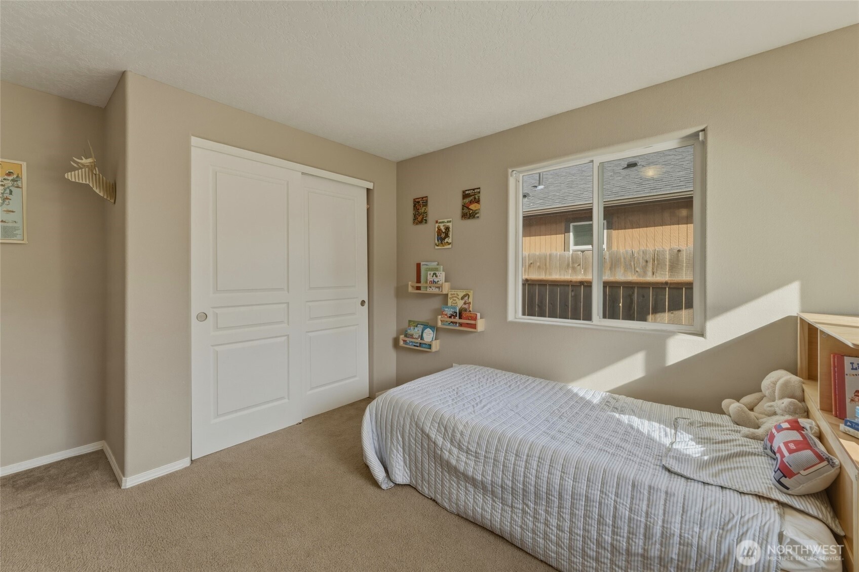 1203 SW Carver Street , College Place, WA 99324