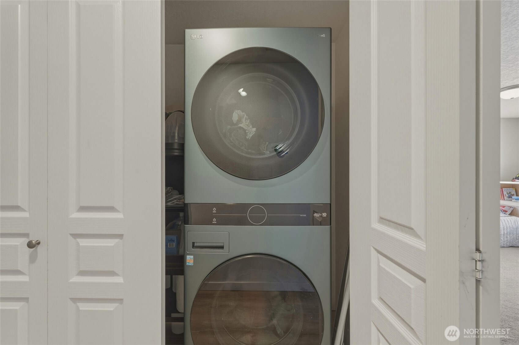 1203 SW Carver Street , College Place, WA 99324