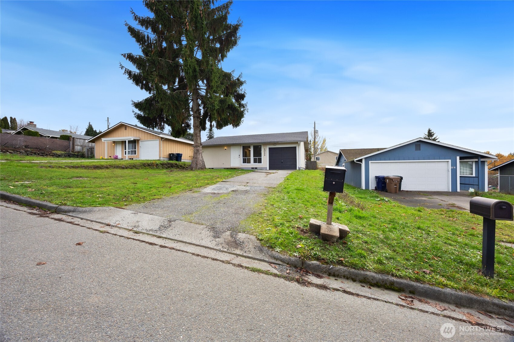 2022 E 36th Street , Tacoma, WA 98404