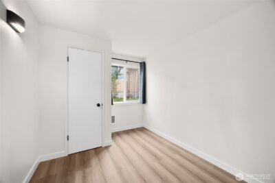 2022 E 36th Street , Tacoma, WA 98404 - Photo 11