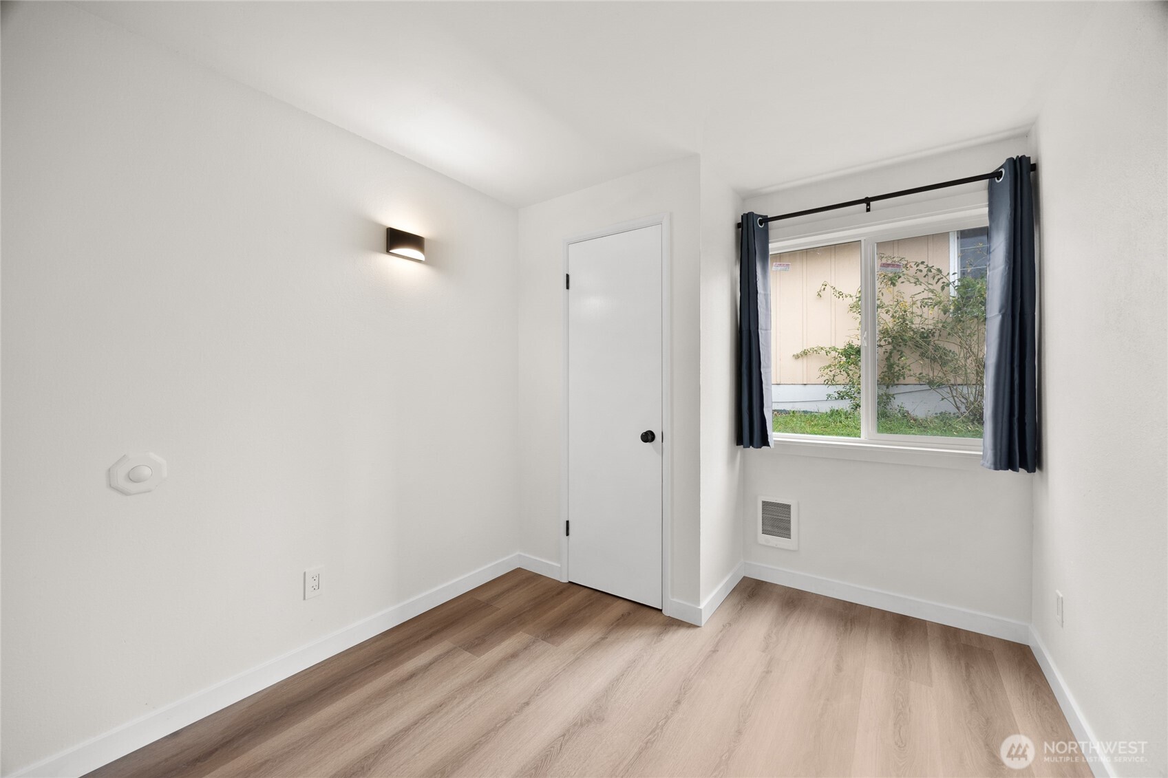 2022 E 36th Street , Tacoma, WA 98404