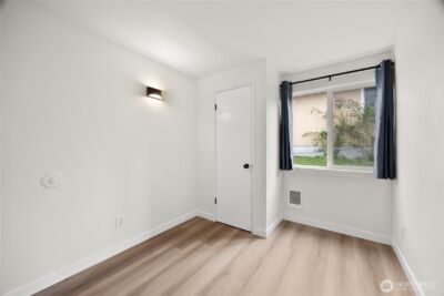 2022 E 36th Street , Tacoma, WA 98404 - Photo 12