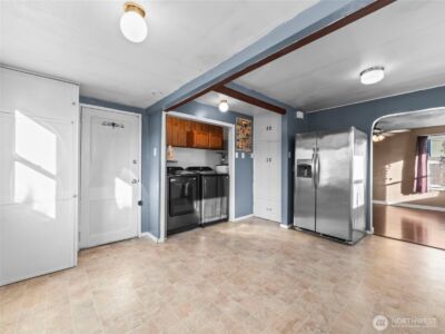 1022 Sheridan Road , Bremerton, WA 98310 - Photo 12