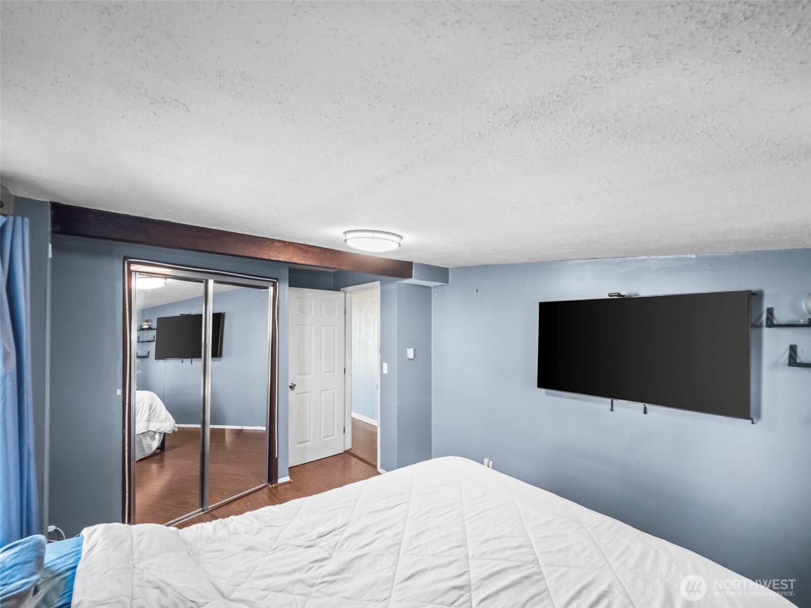 1022 Sheridan Road , Bremerton, WA 98310