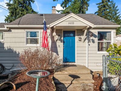 1022 Sheridan Road , Bremerton, WA 98310 - Photo 2