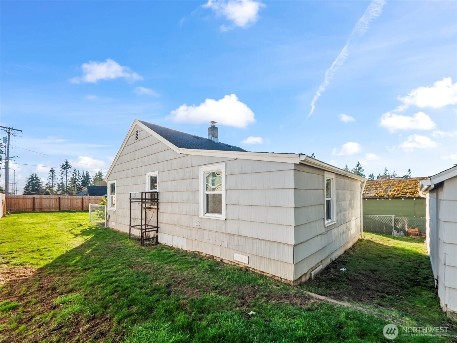 1022 Sheridan Road , Bremerton, WA 98310