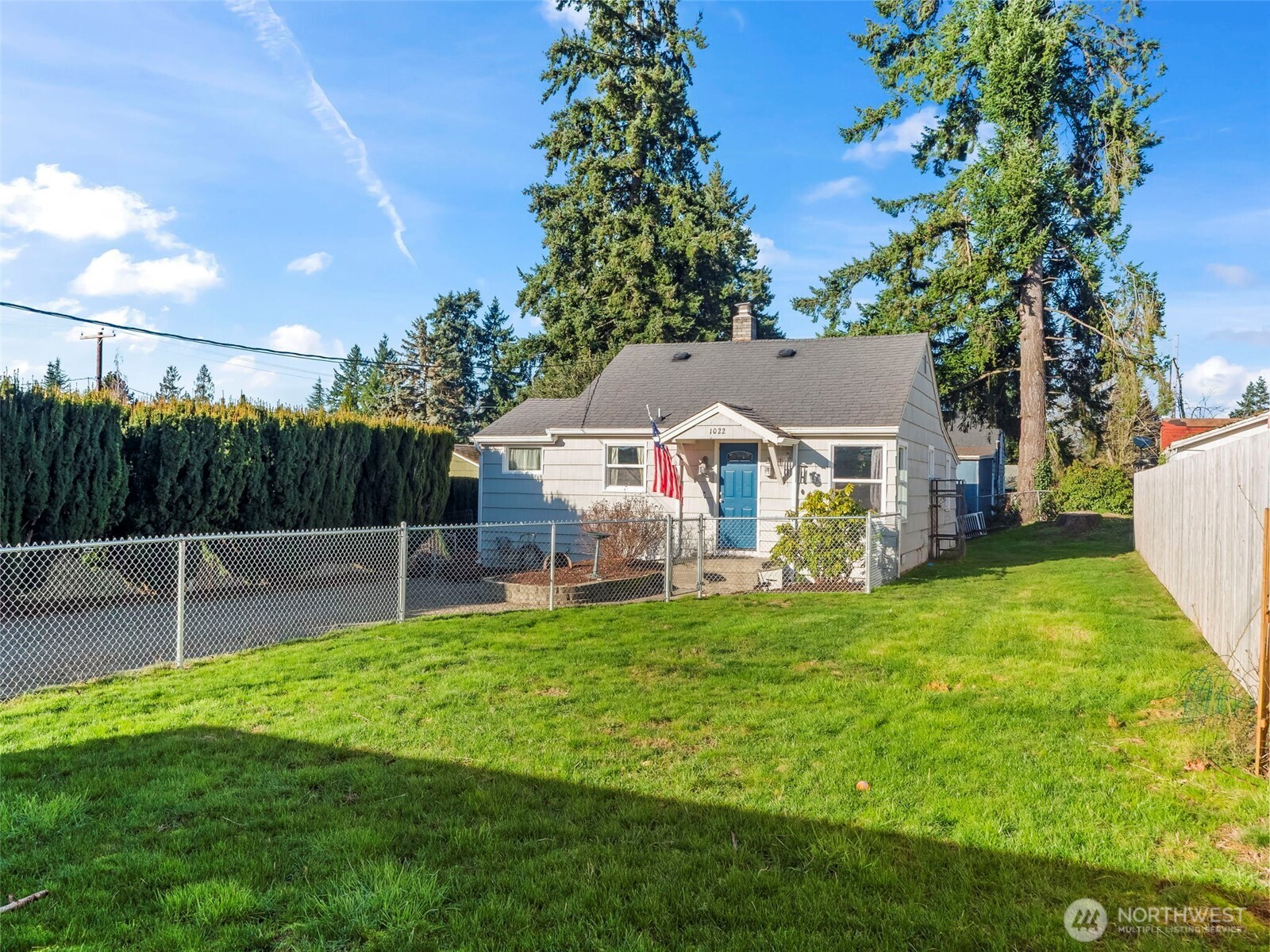1022 Sheridan Road , Bremerton, WA 98310