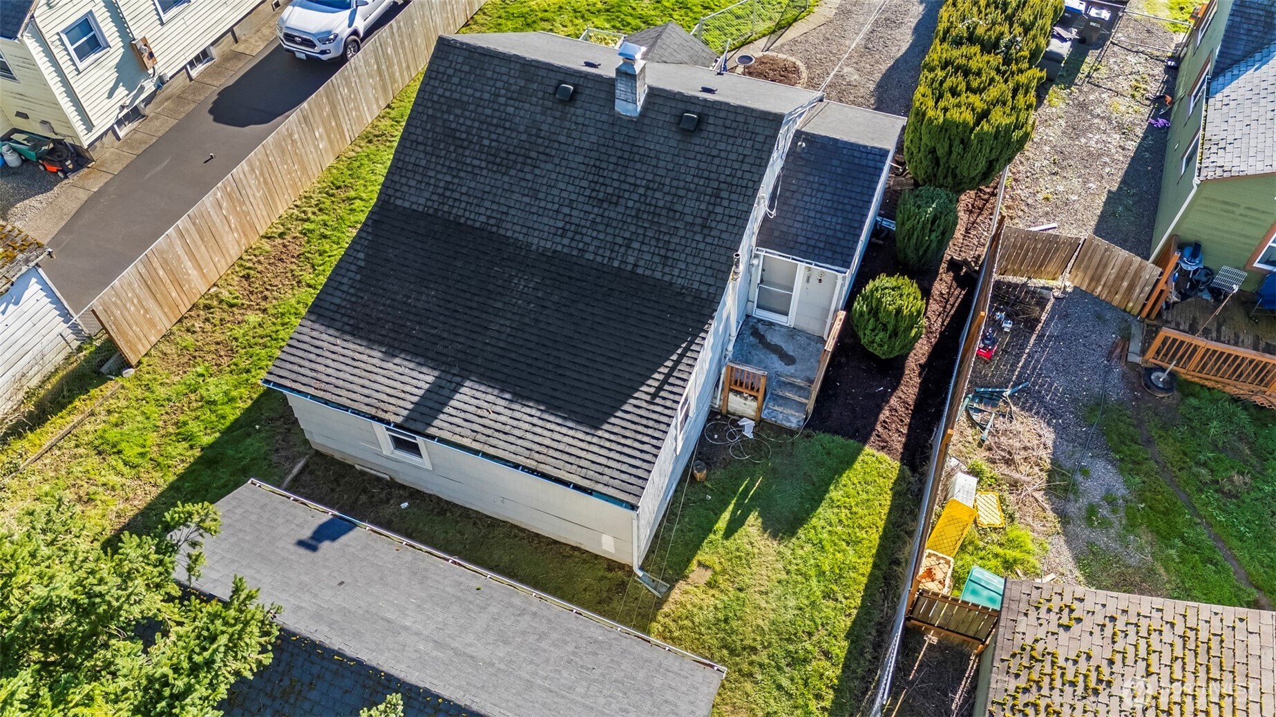 1022 Sheridan Road , Bremerton, WA 98310