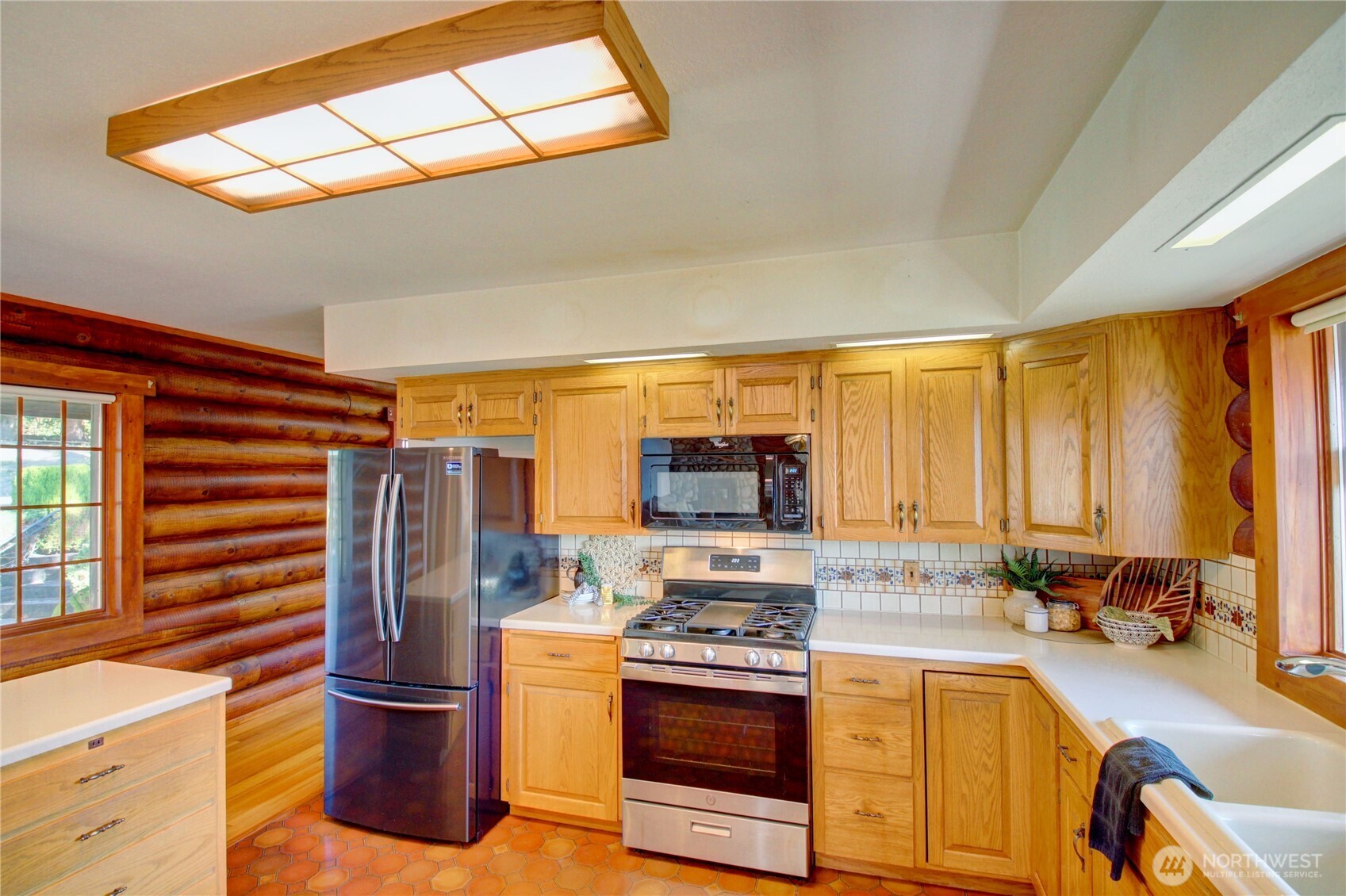 17368 Maple Lane , La Conner, WA 98257