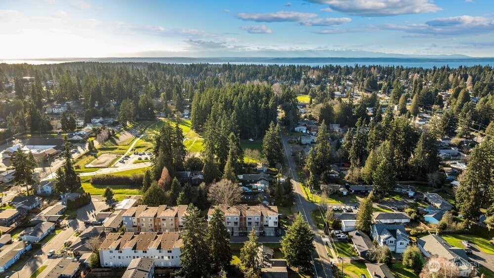 7628 222nd Street SW #A4, Edmonds, WA 98026