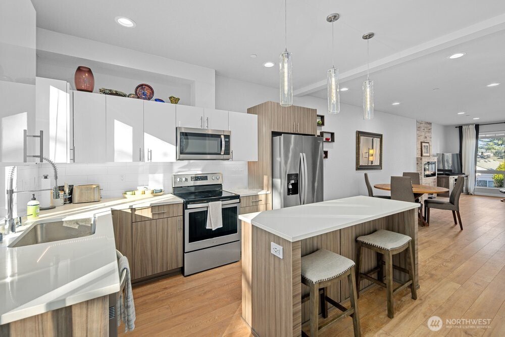 7628 222nd Street SW #A4, Edmonds, WA 98026